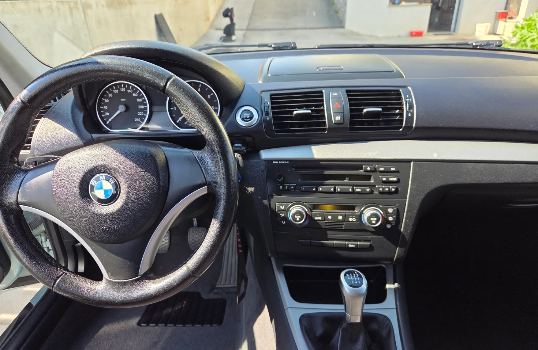 Notranja slika - BMW Serija 1 - 118i - 6