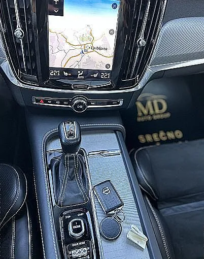 Zunanja slika - Volvo S90 - D4 R-Design-RADAR-TEMPO-KAMERA-GRETJE-SED-VIRTUAL - 11