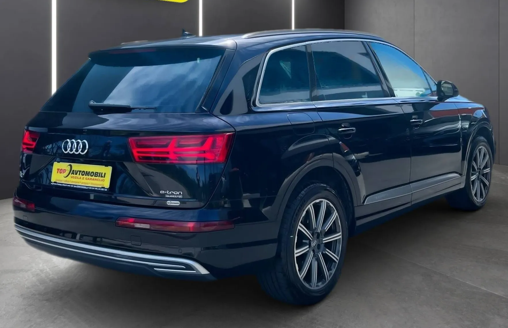 Zunanja slika - Audi Q7 - 3.0 TDI QUATTRO E-TRON MATRIX NAVI PDC KAM TEM T.. - 6