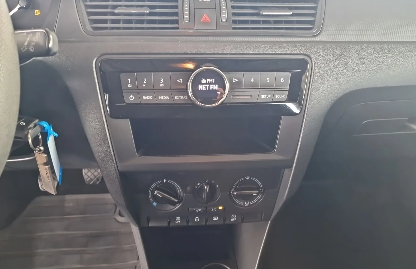 Zunanja slika - Škoda Rapid - Spaceback 1.0 TSI Active - 9