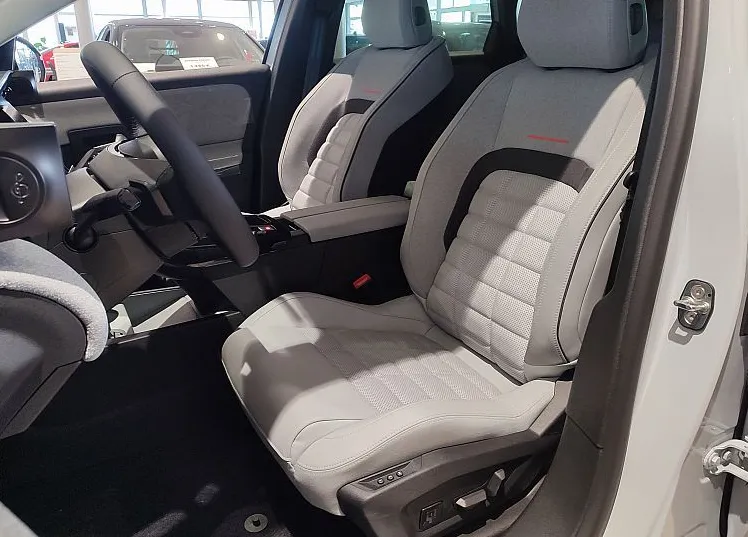 Zunanja slika - Citroën C5 Aircross - PLUS Hibrid 145 avtomatik  + masažni sedeži - 7