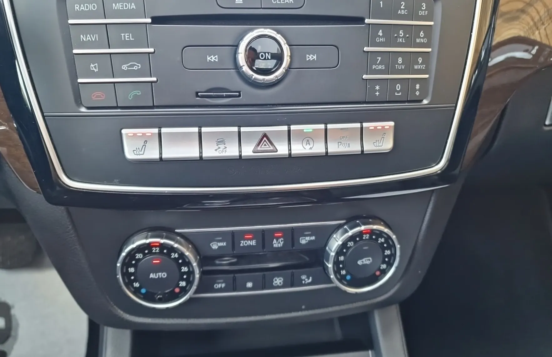 Zunanja slika - Mercedes-Benz GLS-Razred - GLS 350 d 4MATIC Avt. - 15
