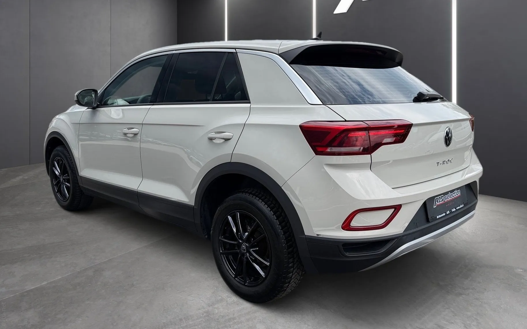 Zunanja slika - Volkswagen T-Roc - 1.0 TSI BMT Life-LED-16 COL Alu-AppConnect.... - 4