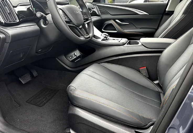 Zunanja slika - BYD Sealion 5 - DM i COMFORT PHEV - skupni doseg 992 km - 10