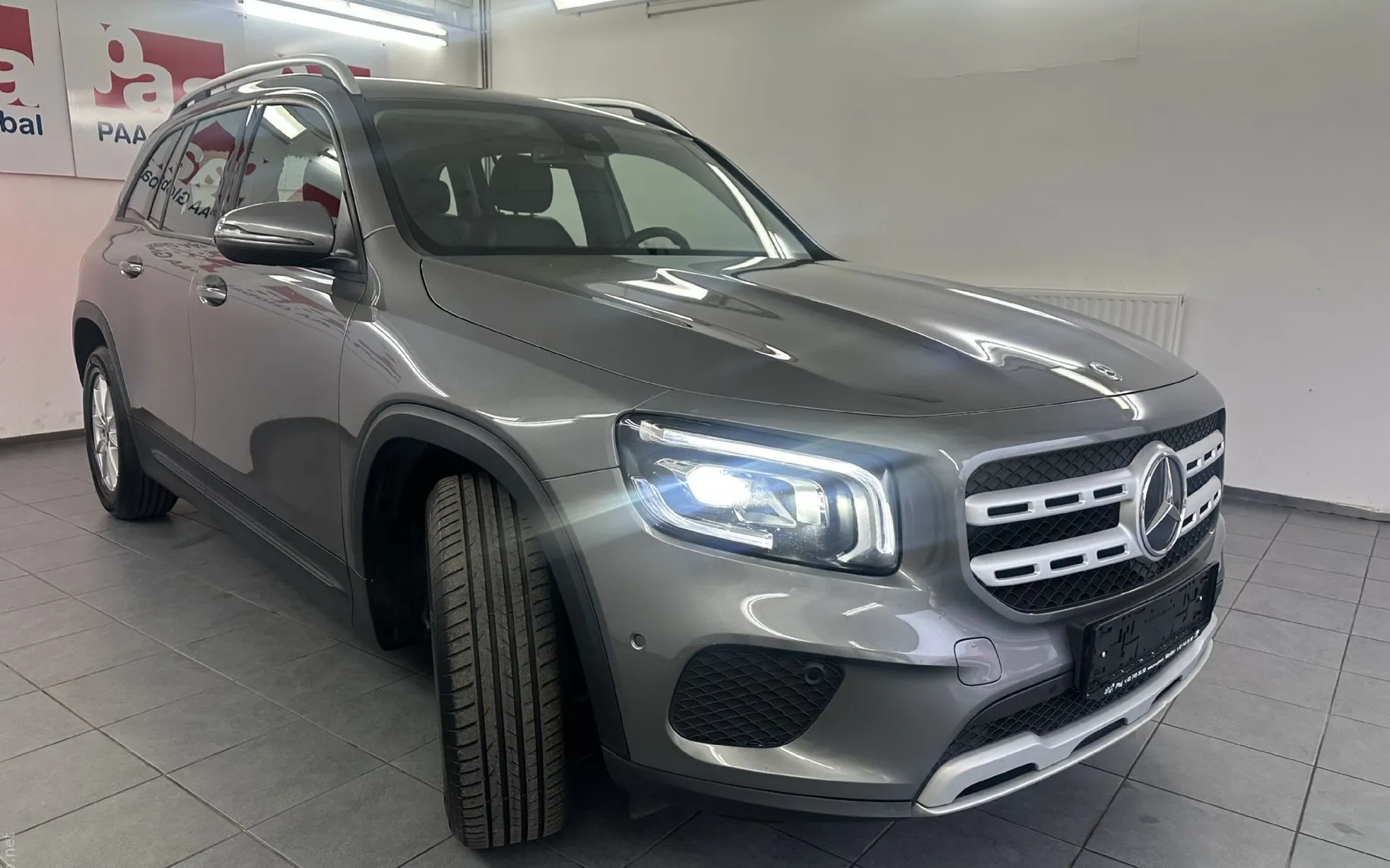 Zunanja slika - Mercedes-Benz GLB-Razred - GLB 200 d.KAMERA.USNJE.ACC.LED.NAVI.SAMO 137.000KM - 2