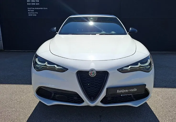 Zunanja slika - Alfa Romeo Stelvio - Q4 2.2 Multijet 210 Veloce Avt. - 2
