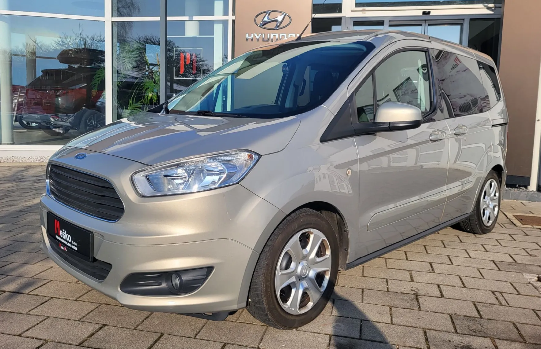 Zunanja slika - Ford Tourneo - Courier 1.0 ac-tempomat-pdc-el.paket-bluethoot.... - 1