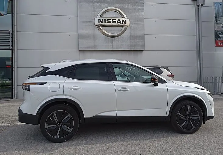 Zunanja slika - Nissan Qashqai - 1.3 DIG-T MHEV Tekna X-Tronic   COLD   PRO PILOT - 6