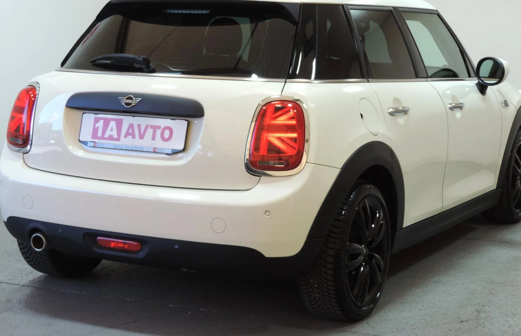 Zunanja slika - MINI One - Avt. LED-AVT. KLIMA-17 COL... - 5