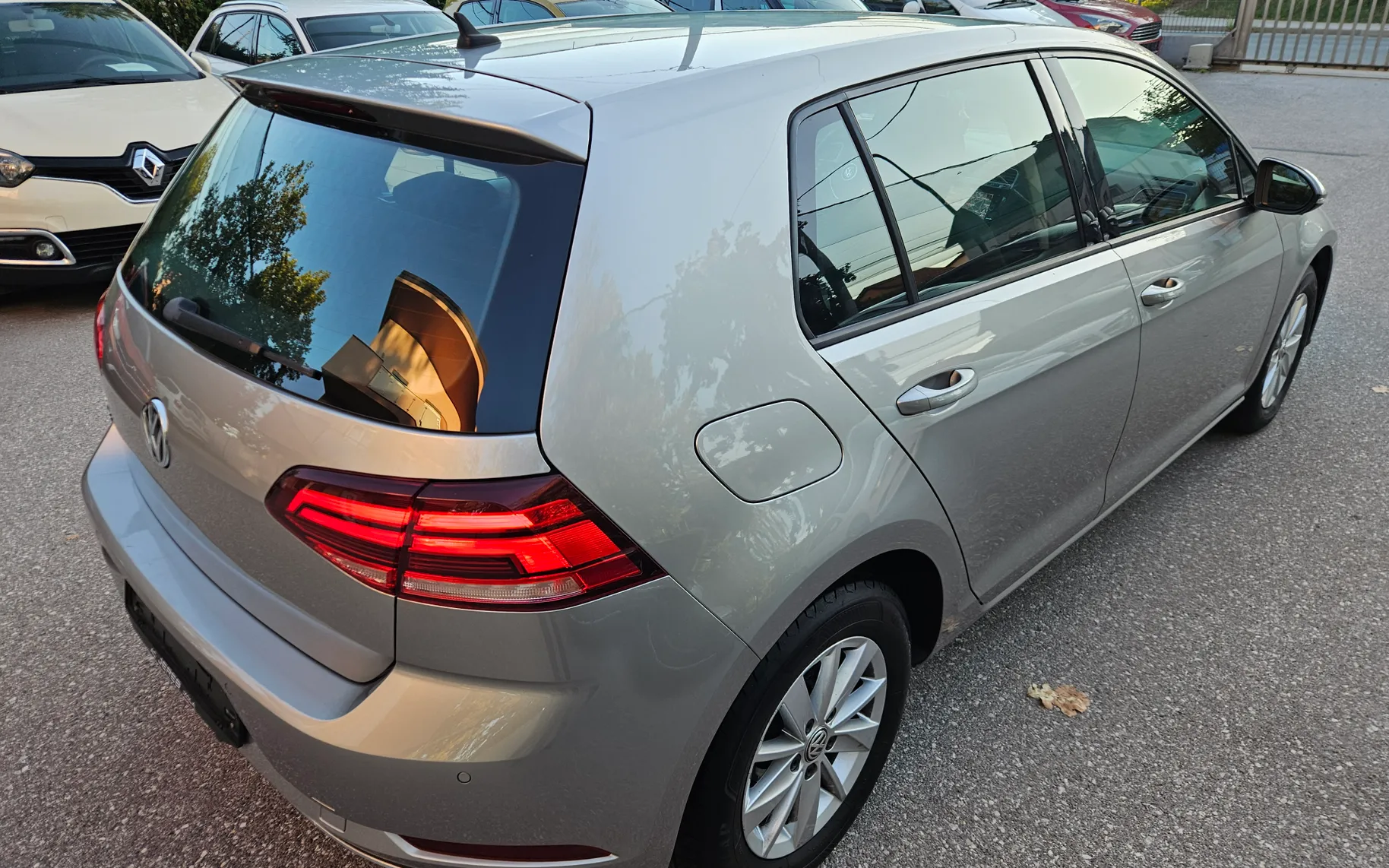 Zunanja slika - Volkswagen Golf - 1,6 TDI BMT Comfortline - 3