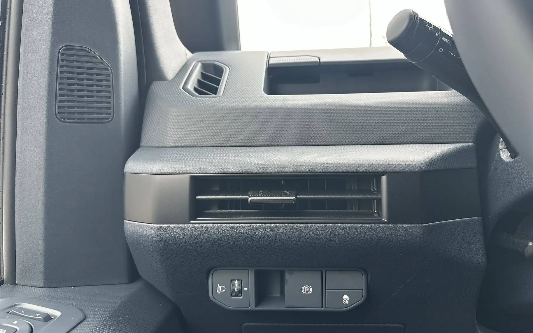 Notranja slika - KIA PV5 - 71.2 kWh baterija 120 kW  163 KS  Quantum... - 11