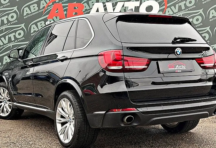 Zunanja slika - BMW X5 - serija : xDrive30d Avt Individual+ALU+NAVI PRO+BIXENON+TOP - 7
