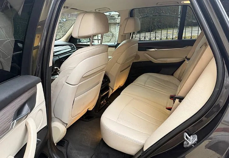 Zunanja slika - BMW X5 - serija : xDrive30d AUT SLO LEDER ALU19 KAMERA KLJUKA MEMORY - 11