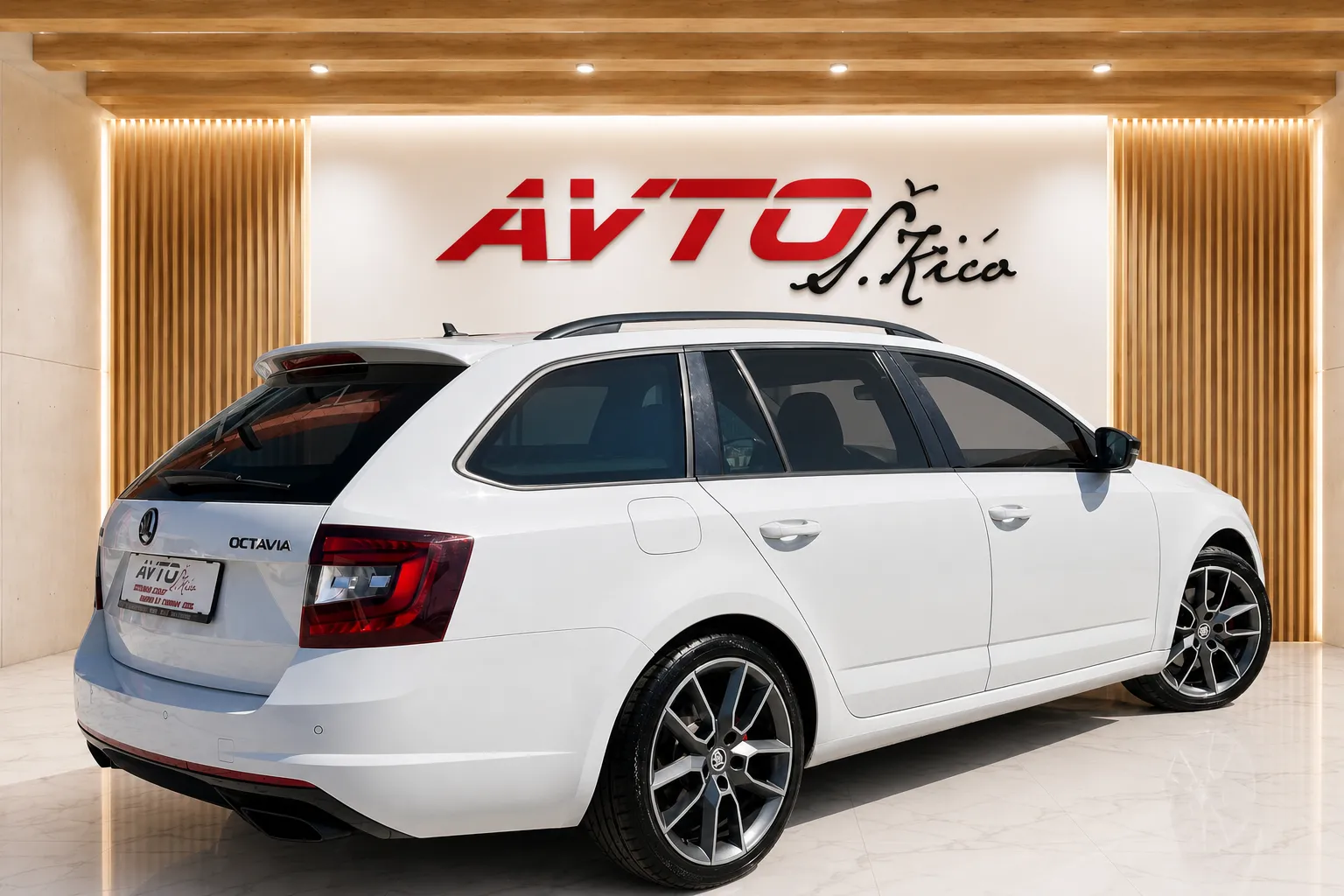 Zunanja slika - Škoda Octavia - RS 2.0 TDI-BI-XENON-LED-NAVI-RADAR TEM-PDC-ODLI  268 .. - 4