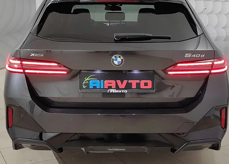 Zunanja slika - BMW Serija 5 - Touring: 540d-XD-M-PAKET-ICONIC-PANO-HLA-SE-360-KAM-ACC- - 7