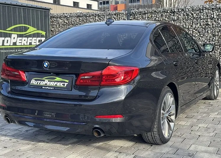 Zunanja slika - BMW Serija 5 - : 520d aut. |PANO|KAM|AMBI| - 6