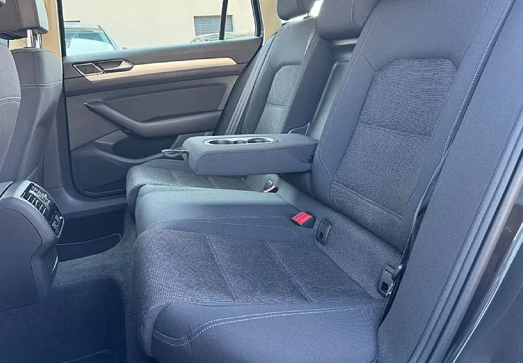 Zunanja slika - Volkswagen Passat - Variant 2.0 TDI Comfortline DSG-RADAR-SENZORJI-KREDIT - 10