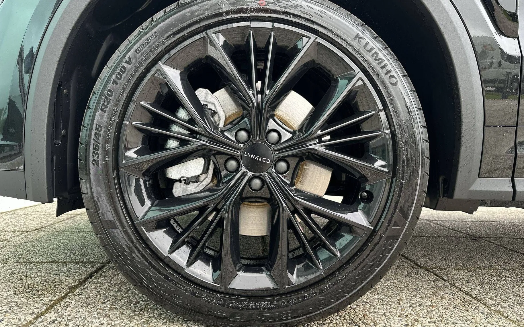 Zunanja slika - Lynk & Co 01 - More 2025 Priključni hibrid - 9