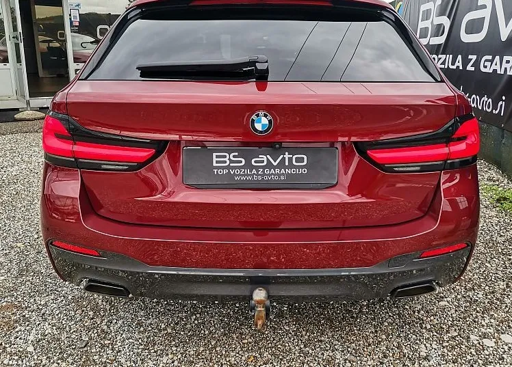 Zunanja slika - BMW Serija 5 - Touring: 520d AUT. M PAKET-VIRTUAL-LED-KAMERA-ALU20 - 12