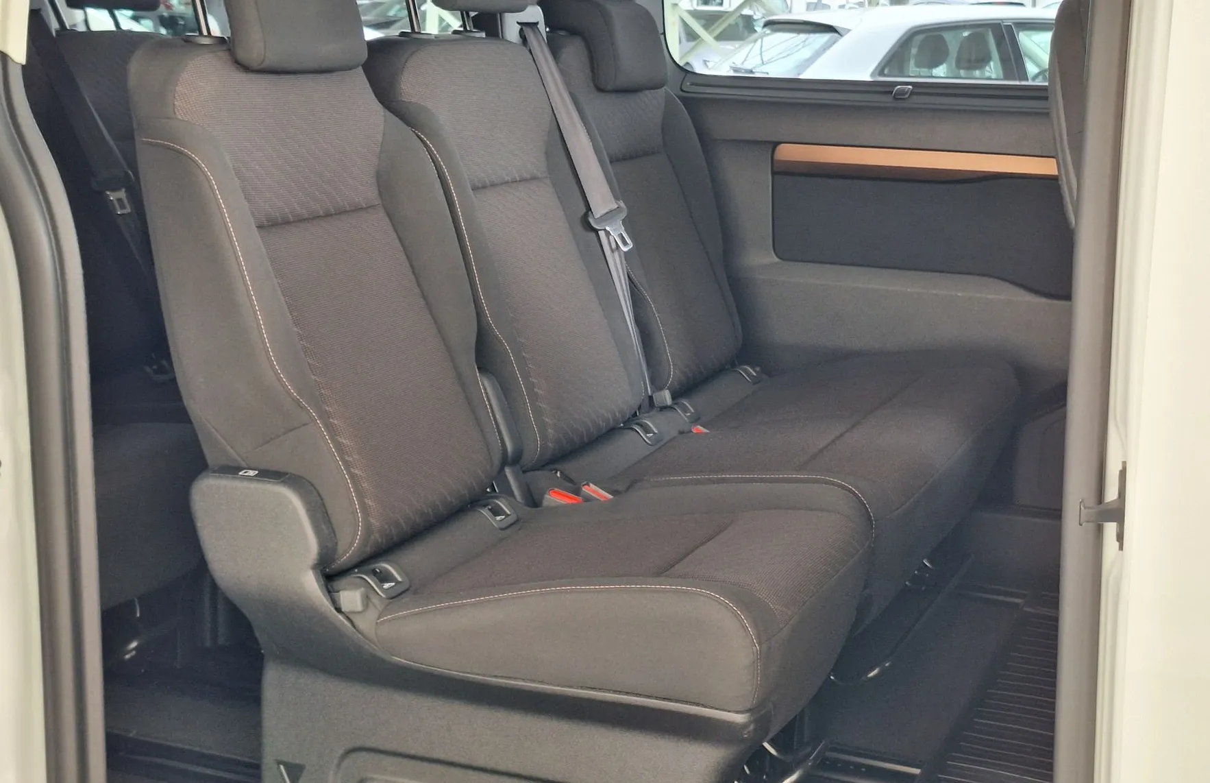 Zunanja slika - Toyota Proace - Verso 2.0 D-4D Family Long - 14