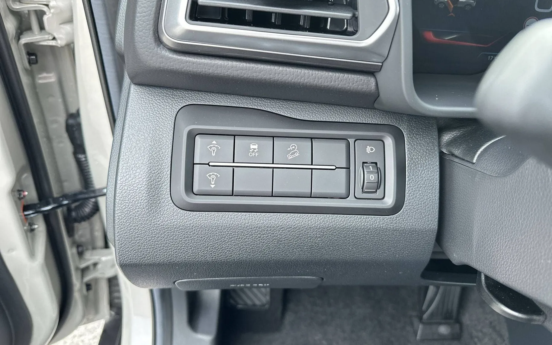 Notranja slika - KG Mobility Tivoli - 1.5 GDI-T Fresh MT... - 19