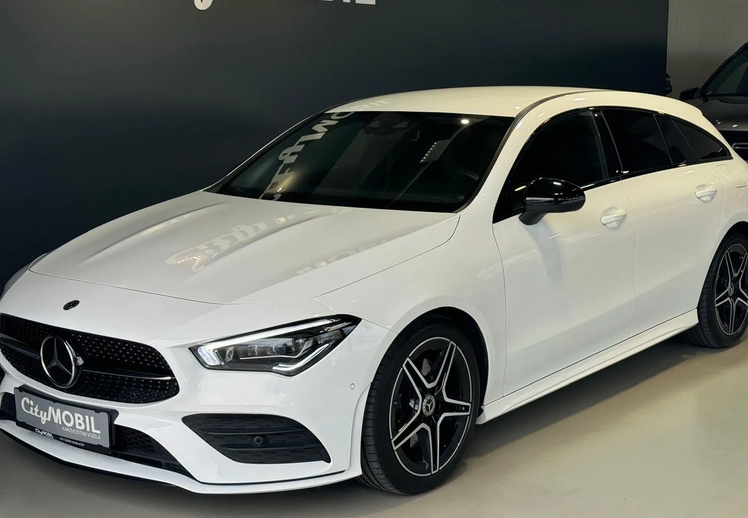 Zunanja slika - Mercedes-Benz CLA-Razred - CLA Shooting Brake 220d AMG LINE-NAVIGACIJA-RADAR-FULL LED-KAMERA - 5