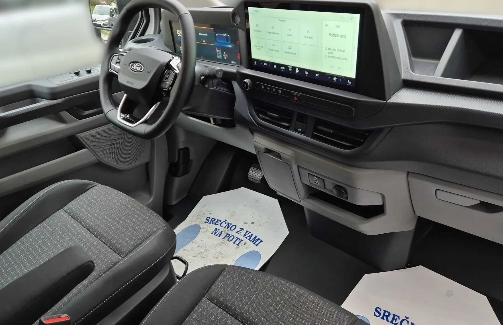 Zunanja slika - Ford E-Transit Custom - KOMBI TREND 217PS 71.4kWh L2 RWD - 10