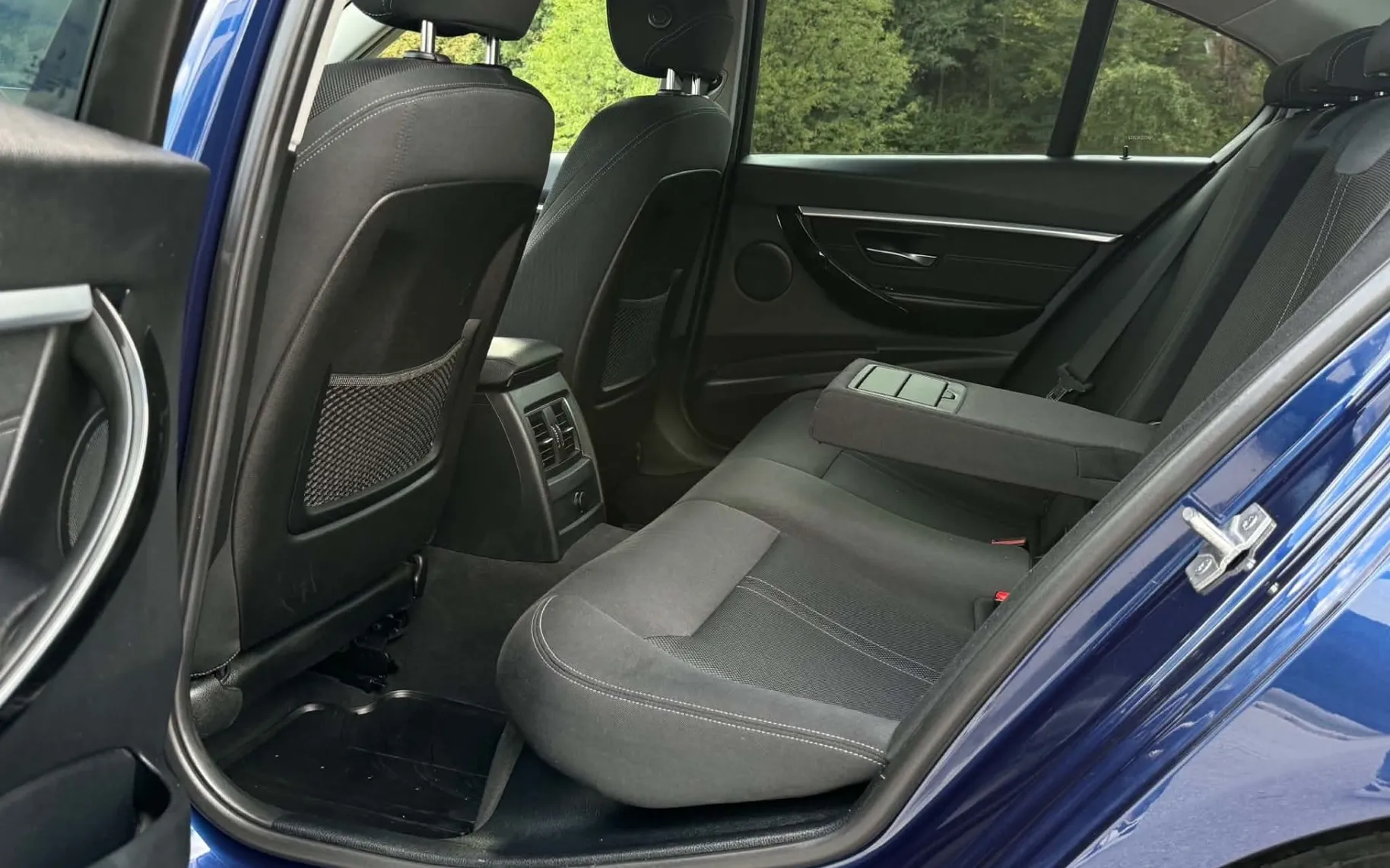 Notranja slika - BMW serija 3: - 316d-SPORT-FUL LED-LIZING ZA TUJCE-NAVI- - 10