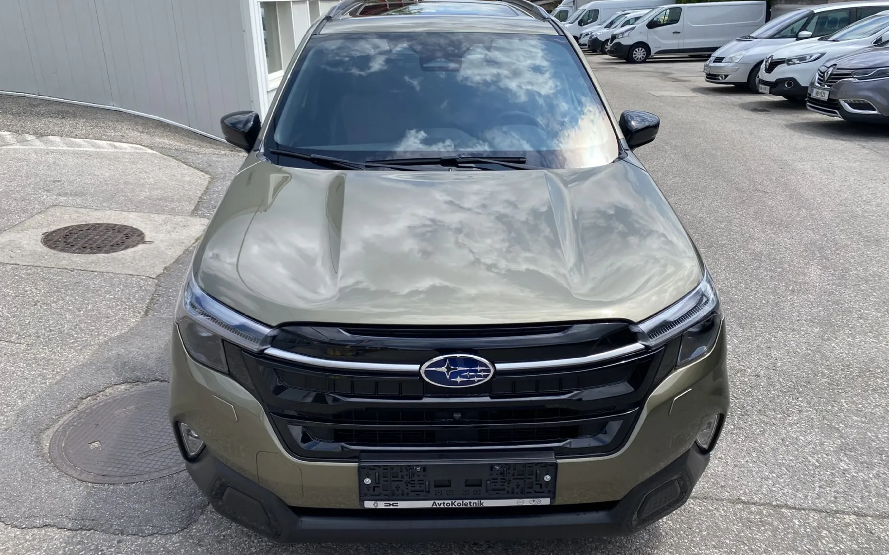 Zunanja slika - Subaru Forester - 2.0i CVT 4WD Lineartronic PREMIUM - 4