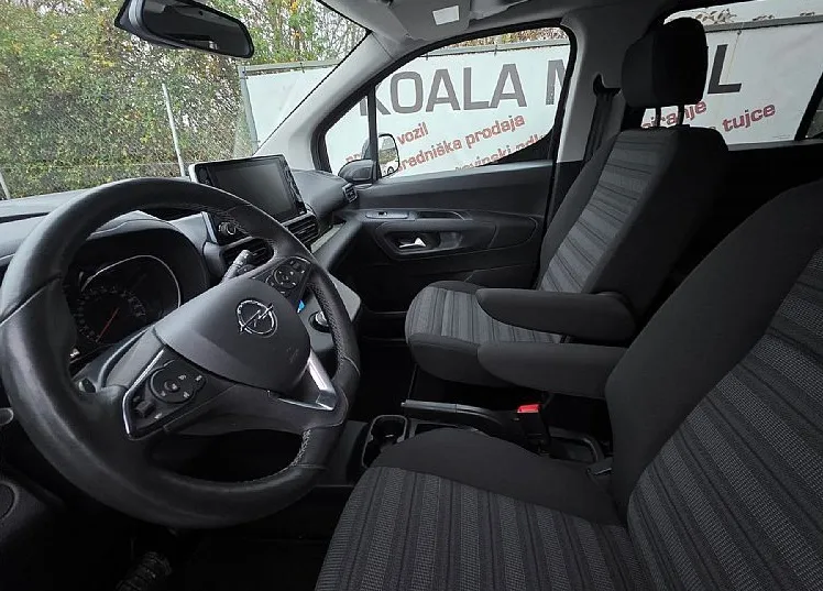 Zunanja slika - Opel Combo - 1.5 DIESEL 96KW EDITION AVT. KAMERA-SAMO 36506KM - 10