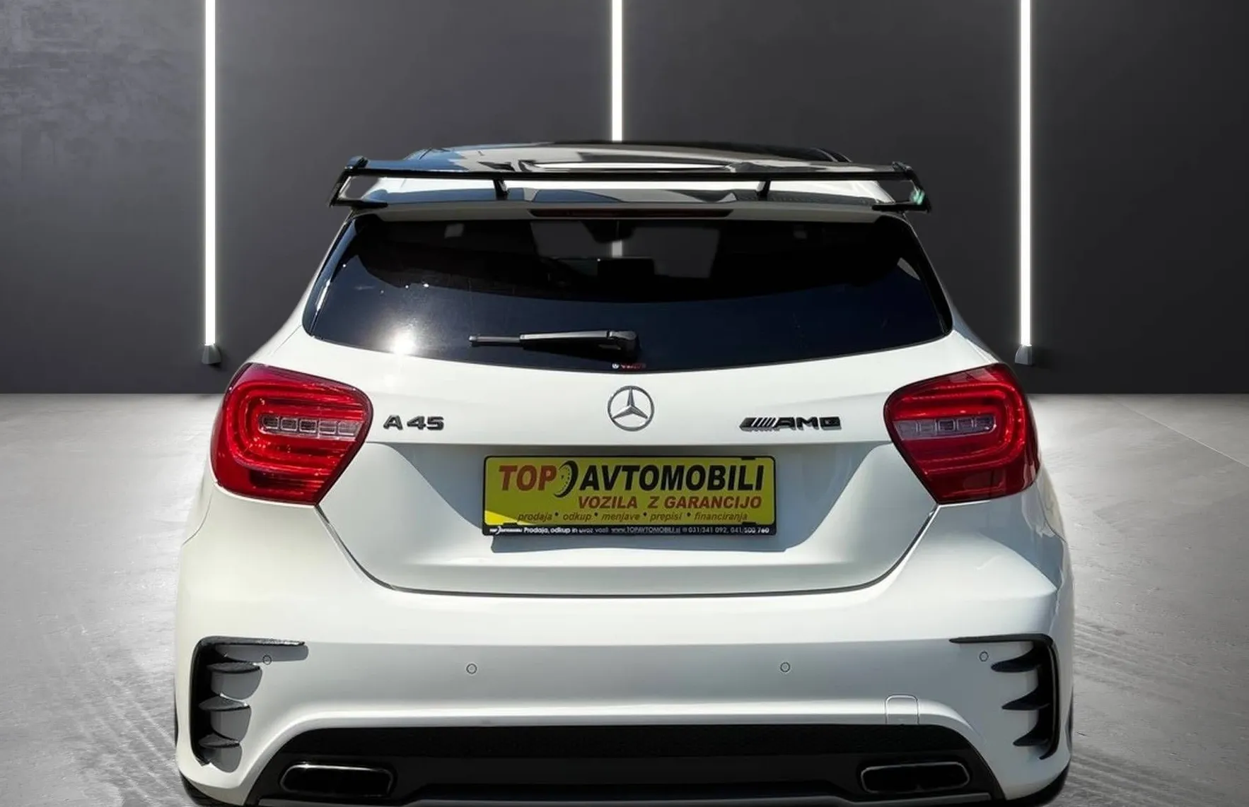 Zunanja slika - Mercedes-Benz A-Razred - 45 AMG 4MATIC XENON NAVI PDC TEM ŠPORTNI IZPUH - 5