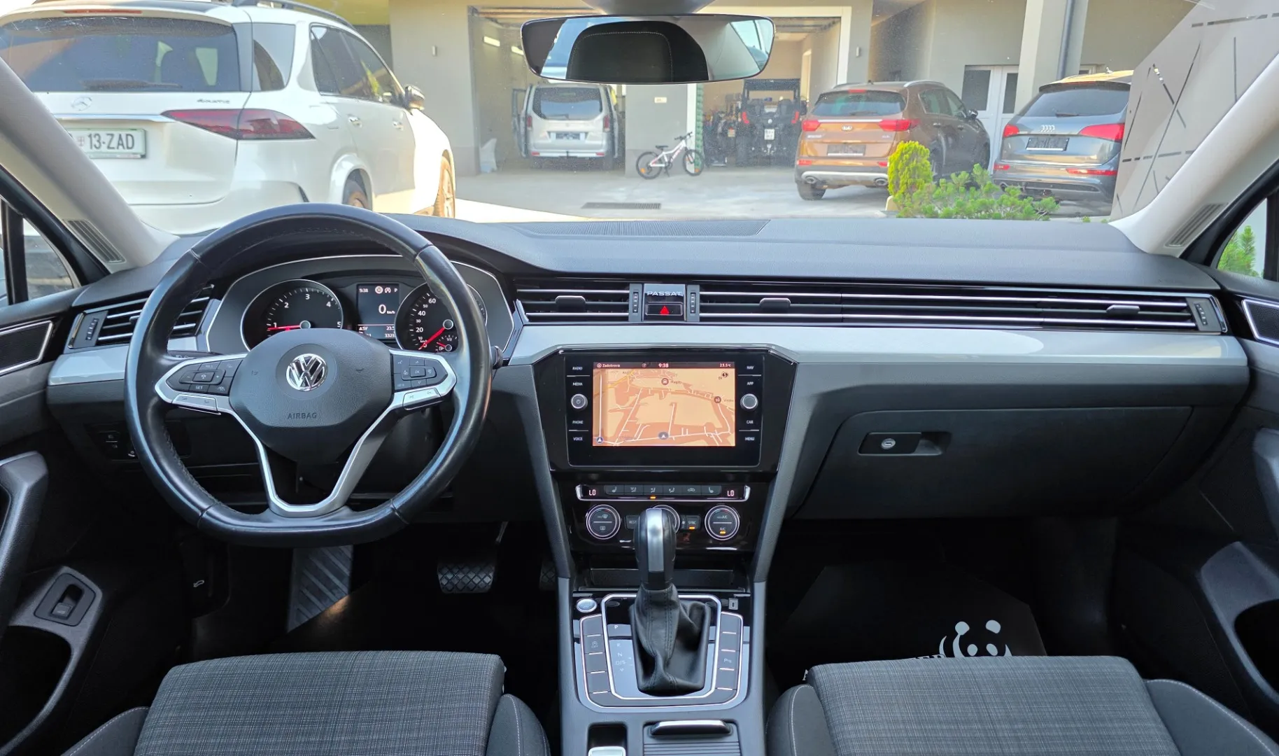 Zunanja slika - Volkswagen Passat - 2,0 TDI BMT Connect DSG - 9