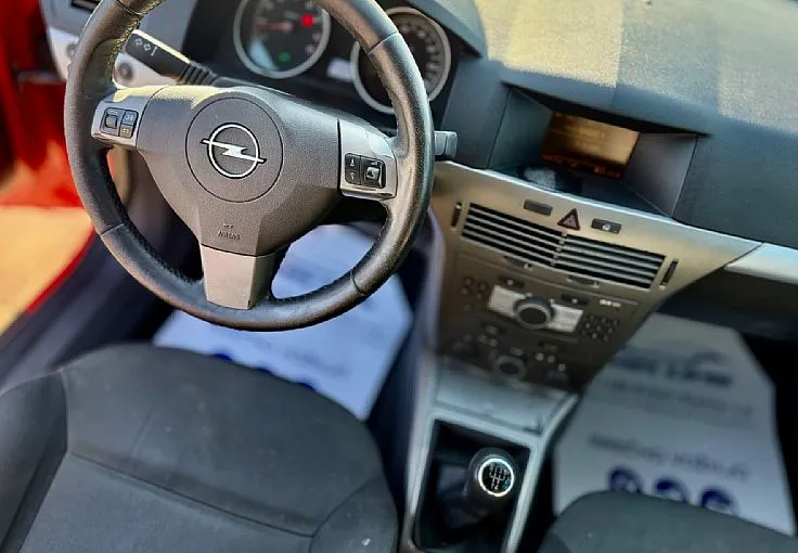 Zunanja slika - Opel Astra - 1.6 16V ENJOY - 9