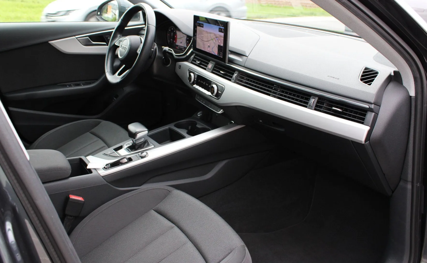 Zunanja slika - Audi A4 - Avant 35 TDI S tronic_VIRTUAL_KAMERA_LED_2X PDC_ALU - 14