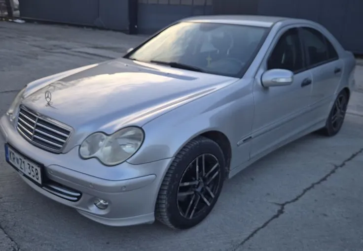 Zunanja slika - Mercedes-Benz C-Razred - C 200 CDI - 1