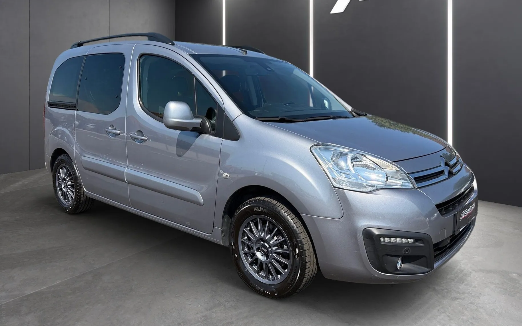 Zunanja slika - Citroën Berlingo - PureTech 110 S S Shine-SLO poreklo-1.lastnik-Kljuk - 2
