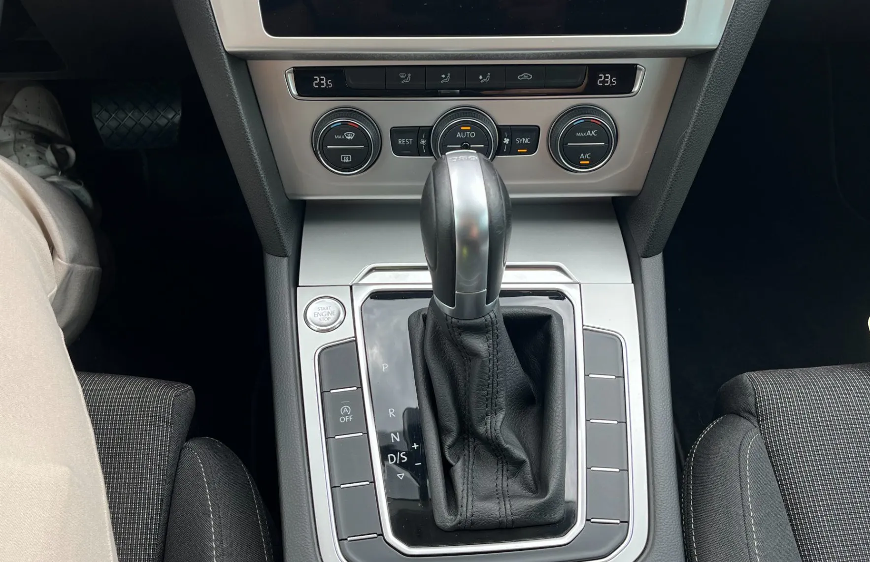 Zunanja slika - VW Passat - Variant 2.0 TDI BMT Comfortline DSG. VZR. KAM.2XPDC. NAVI - 20