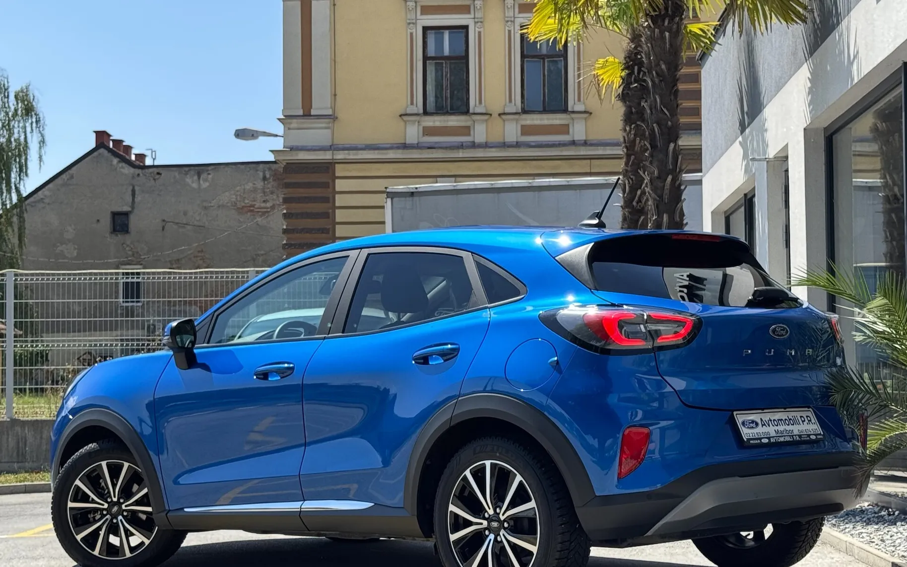 Zunanja slika - Ford Puma - 1.0 EcoBoost Titanium -1.LASTNIK-SLO-DAB-NAVI-TEMP - 5