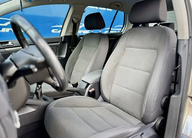 Zunanja slika - Volkswagen Golf - Comfortline 1.4 FSI - 7