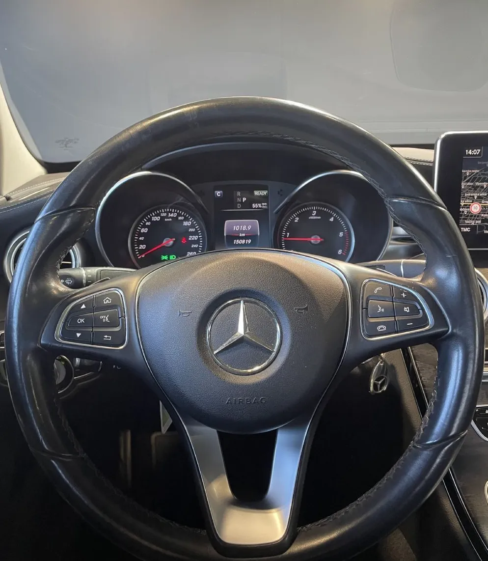 Zunanja slika - Mercedes-Benz C-Razred - AVANTGARDE-HEAD UP-PANO-LED-NAVI-KAMERA-ALU - 14