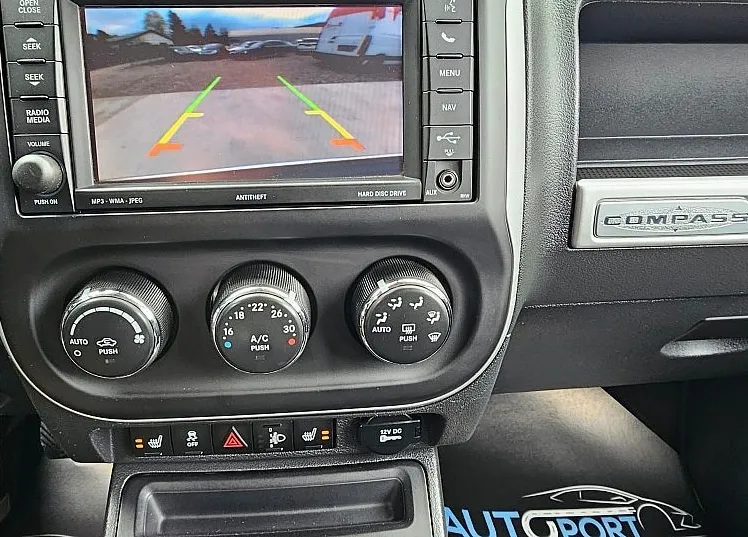 Zunanja slika - Jeep Compass - 2.2 CRD-4x4-KLIMA-KAMERA-GR.SED.-USNJE-TEMP.-NAVI- - 9