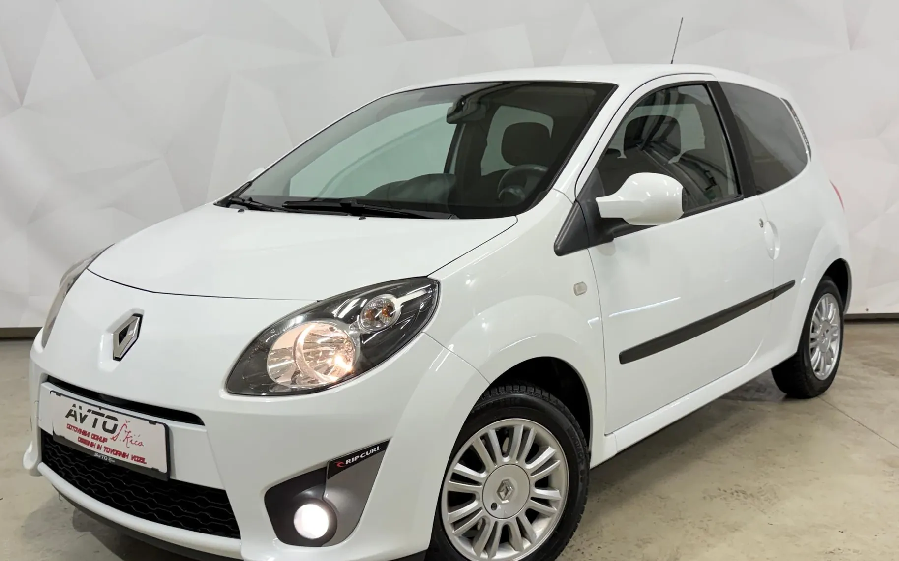 Zunanja slika - Renault Twingo - Rip Curl 1.2-KLIMA-SLOVENSKI-SERVISNA-KNJ-TRAJNIK - 1