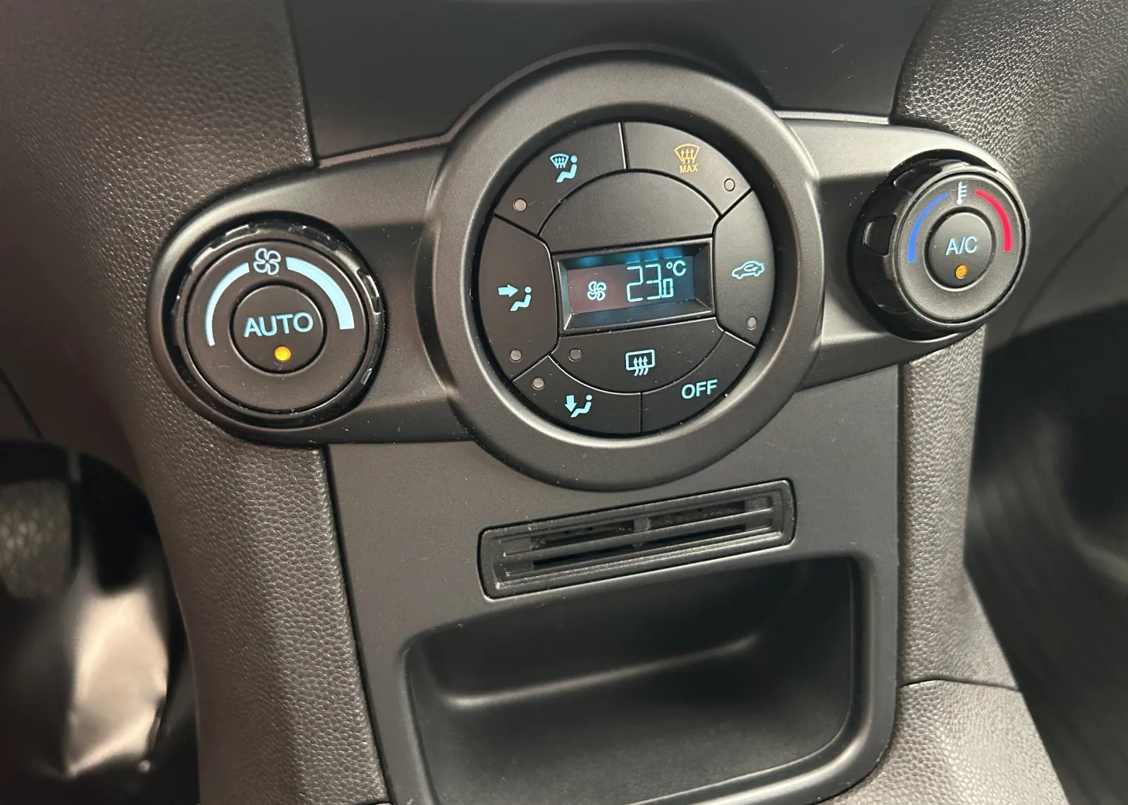 Zunanja slika - Ford Fiesta - 1,0 Ecoboost Style - 14