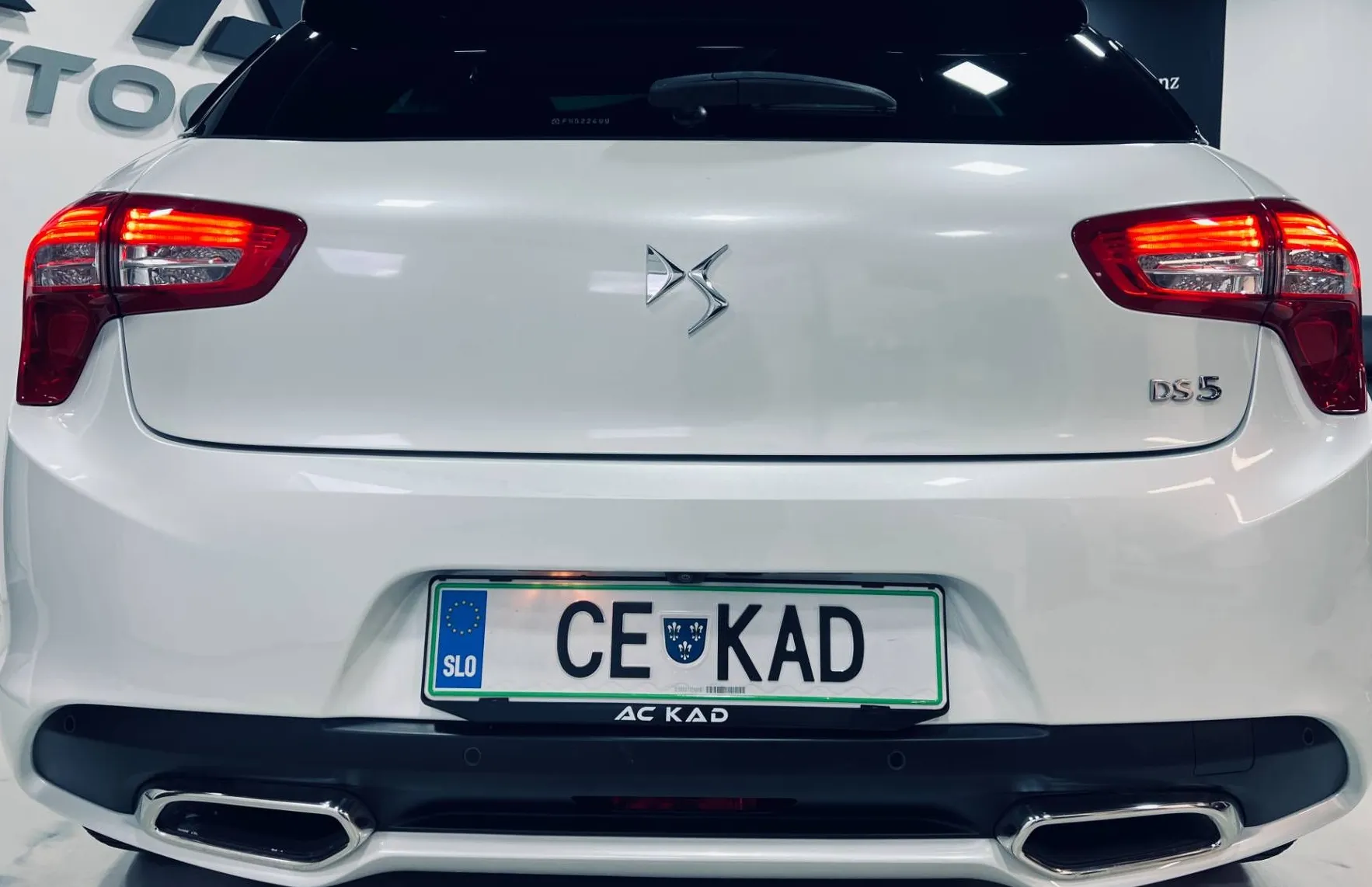 Zunanja slika - Citroën DS5 - 2.0HDI -PERLA-PANORAMA-ALU17 - 4