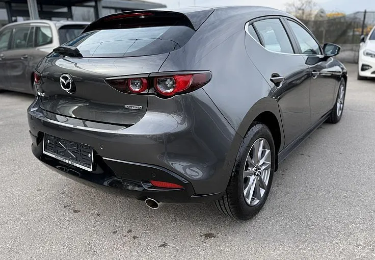 Zunanja slika - Mazda Mazda3 - D116 AT Plus Revolution - BLIS - ACC - 360 - LED - - 4