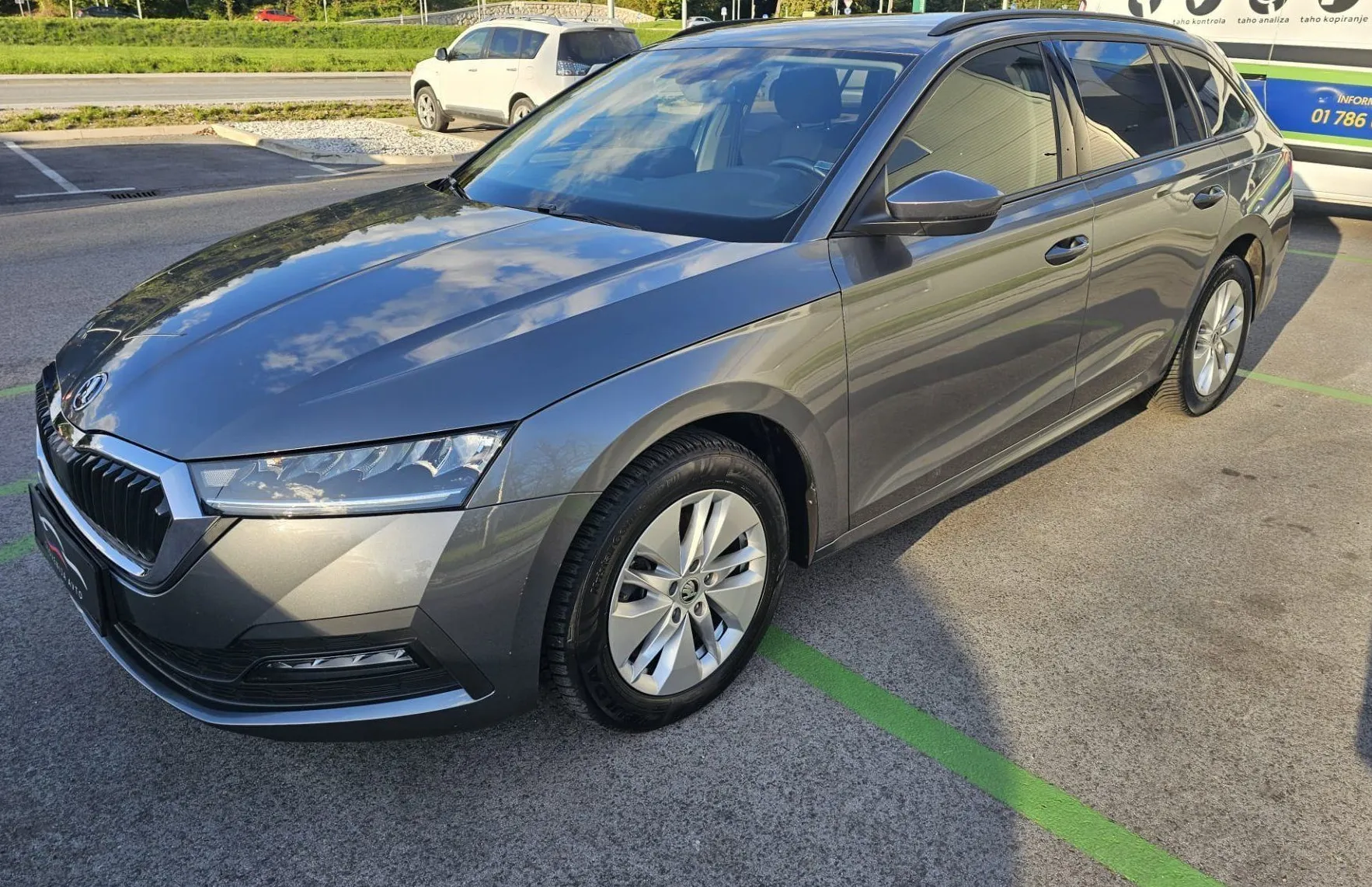 Zunanja slika - Škoda Octavia - 2.0 TDI  EXECUTIVE DSG|FuLED|alu|wirtual|Multifunk - 1
