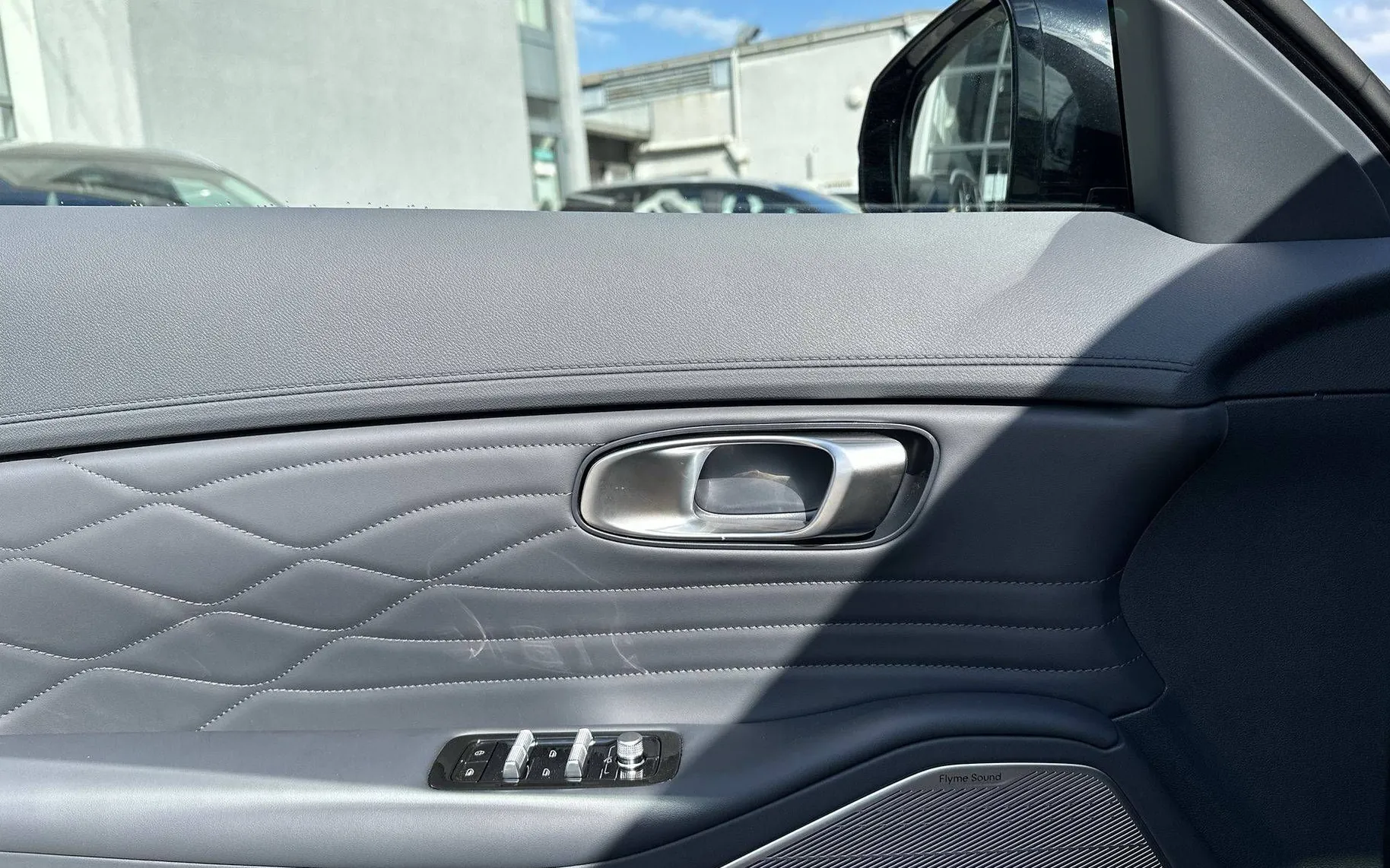 Zunanja slika - Geely StarRay EM-i - Plug-In Hybrid 1.5 Max Avt - 13