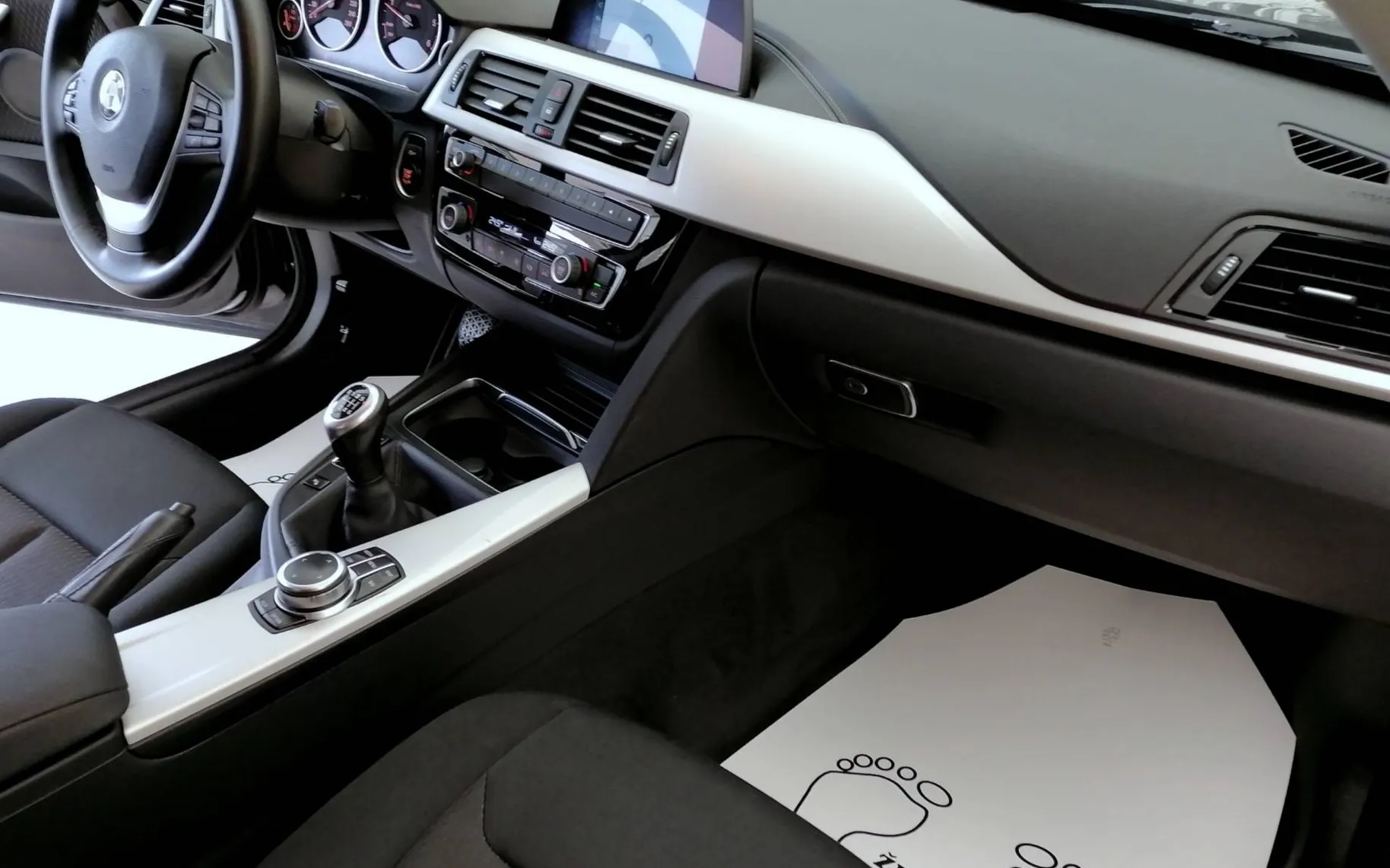 Notranja slika - BMW serija 4 Gran Coupe: - 418 D FULL LED NAVI 2XPDC ALU VRHUNSKI-1-LASTNIK.. - 7