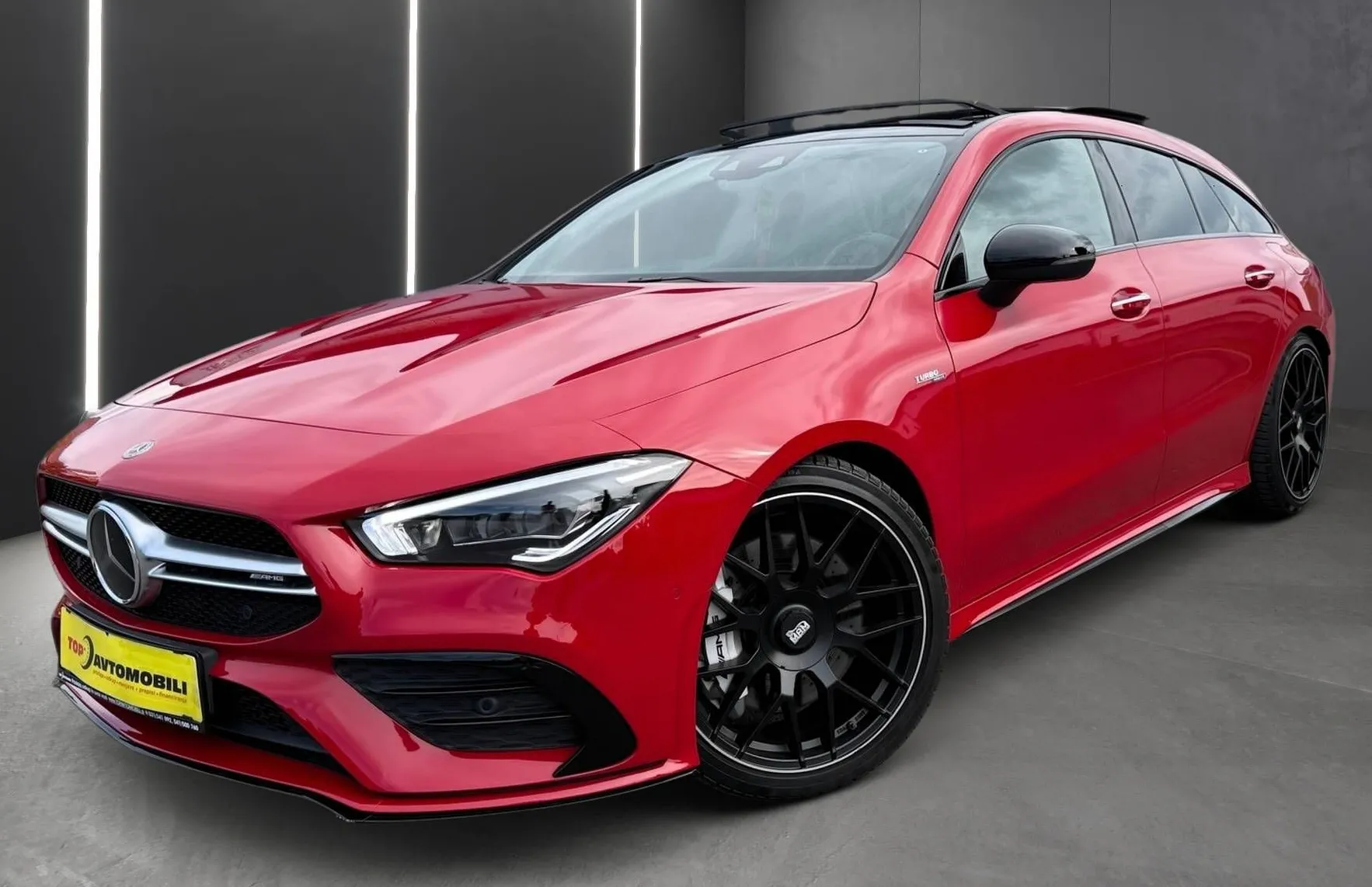 Zunanja slika - Mercedes-Benz CLA-Razred - CLA Shooting Brake AMG CLA 35 4MATIC FUL LED ACC NAVI KAMERA PANO - 1