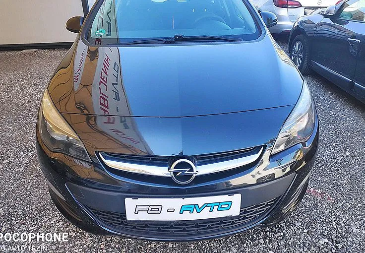 Zunanja slika - Opel Astra - Sports Tourer 1.6 CDTI-ALU-KLIMA-VELIKI SERVIS - 2